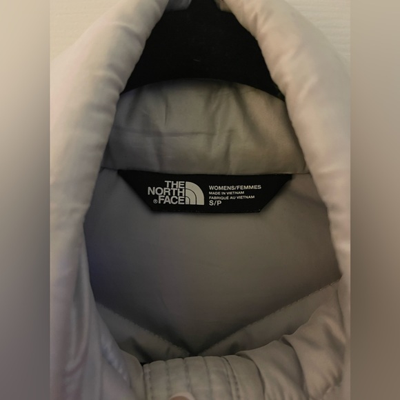 Women’s North Face Vest - Picture 6 of 6